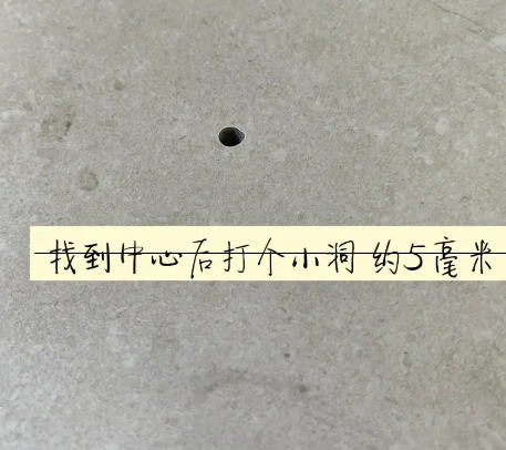 陆丰瓷砖空鼓维修公司专业解答在瓷砖铺贴过程中，如果砂料搅拌不均匀，将会带来以下问题
